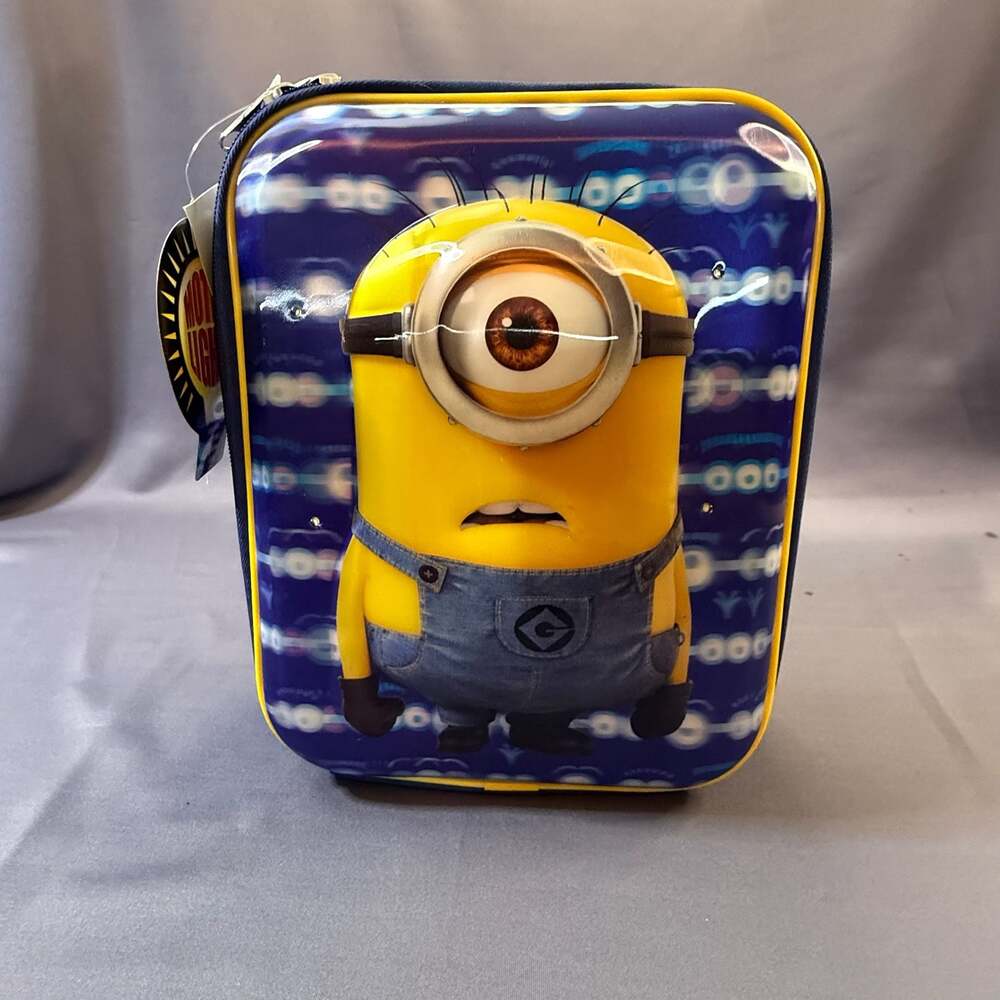 Despicable Me Minions Motion Light-Up Molded Lunch Box